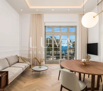 Opatija, strogi centar, luksuzan stan NKP 93,79 m2 na prodaju - cover
