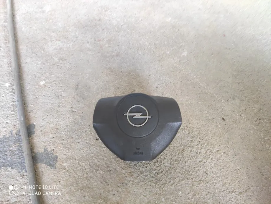 OPEL ASTRA H ZRAČNI VOLANA - cover