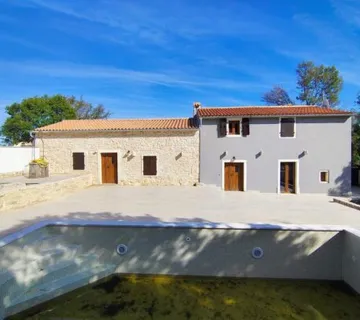 Istra Barban Kamena kuća s bazenom - cover