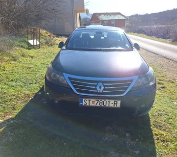 renault latitude 2.0dci, hr auto - cover