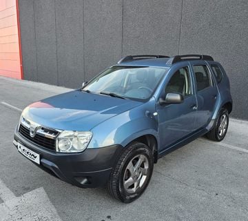 Dacia Duster 1.6 2011 G. 173000 KM - cover