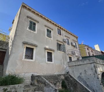 Mali Lošinj kuća u centru na 80m od rive! (prodaja) - cover