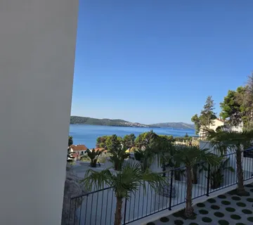 TROGIR OKRUG KUĆA 230 M2 - cover