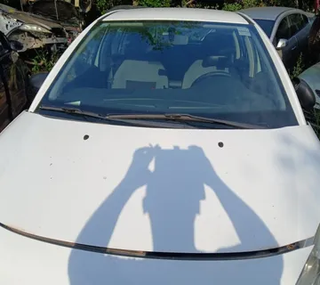 CITROEN C3 2012 PREDNJA HAUBA - cover