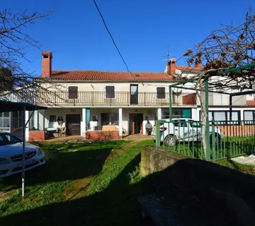 Kuća Prodaja Umag 300 m2 (prodaja) - cover