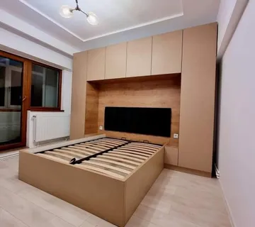 Spavaća soba sa mostom - cover