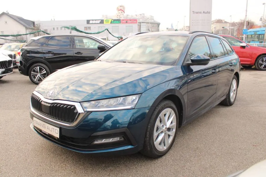 Škoda Octavia Combi 2.0 TDi 150ks DSG *LED, NAVIGACIJA* - cover