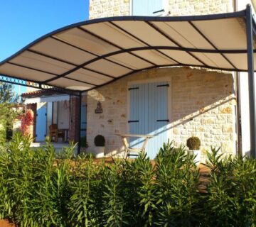 NASTREŠNICA-PERGOLA - cover