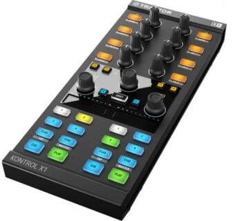 Native Instruments Traktor Kontrol X1 MK2 DJ kontroler - cover