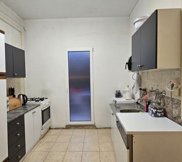 Istra, Pula, centar, stan 2SS+DB, terasa, #prodaja - cover