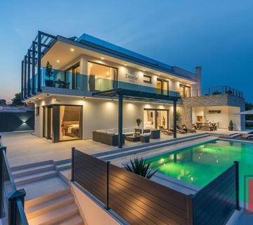 Istra, Medulin, ekskluzivna Villa na 200m od mora, #prodaja - cover