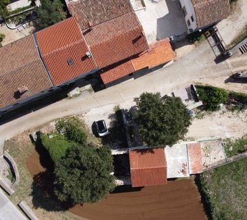 Istra, Kanfanar, djelomično adaptirana kamena kuća 90m2, #prodaja - cover