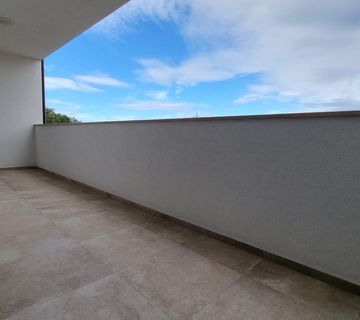 Pula, Centar, kvalitetna novogradnja 107,26m2 na 100m od Arene sa liftom, #prodaja - cover