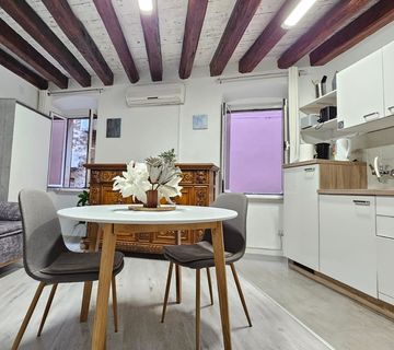 Rovinj, studio apartman u centru grada 22,50 m2 #prodaja - cover