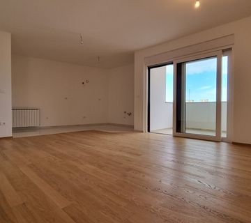 Pula, Centar, kvalitetna novogradnja 102,61m2 na 100m od Arene sa liftom, #prodaja - cover