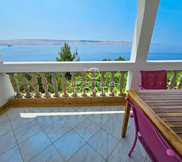 PRIZNA: 1. RED DO MORA, 3 APARTMANA! - cover