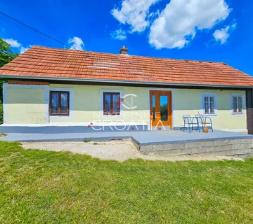 Trad. prizemnica iz 1926. g. i veliko zemljište! - Donje Ladanje, Maruševec