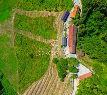 AUTOHTONO IMANJE SA 3.5 ha ZEMLJIŠTA, 2 m OD SLOVENSKE GRANICE! - Donja Voća