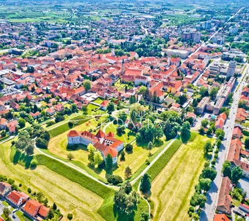 SNIŽENO!!! 11.288 m2 zemljišta i hale 1.991 m2 - Varaždin