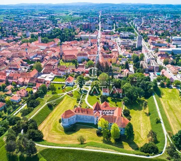 Varaždin, Barokna Jezgra: Ekskluzivan Uredski Prostor