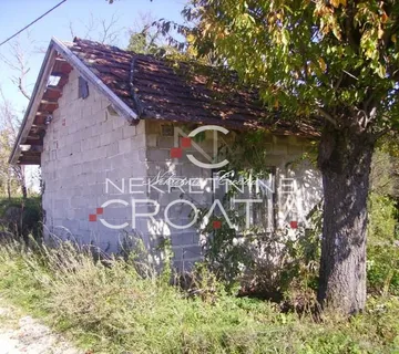 5.927 m2 sa ucrtanim objektom! - Gornja Voća, Donja Voća