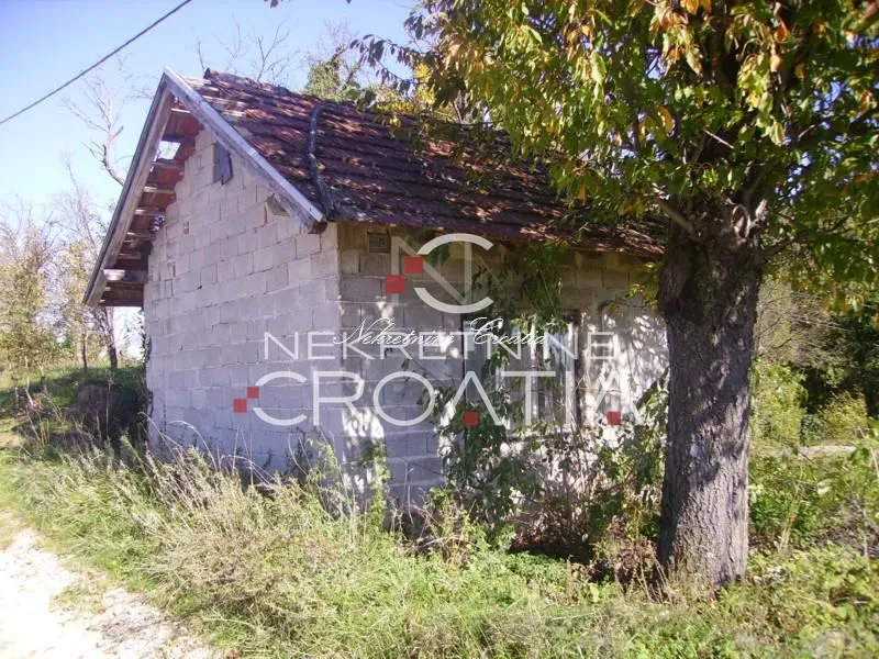 5.927 m2 sa ucrtanim objektom! - cover
