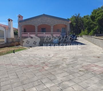 Vir, samostojeća kuća + garaža-487 m2 dvorište - cover