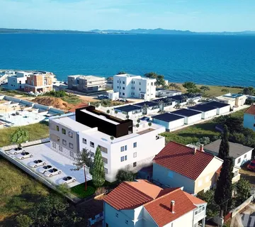 Luksuzna Apartmanska Zgrada - Drugi Red Od Mora - Pogled Na More - Privlaka, Privlaka