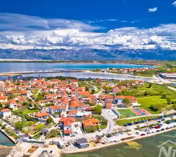 EKSKLUZIVNO INVESTICIJSKO ZEMLJIŠTE U NINU- TOP LOAKCIJA. 500 m OD MORA - Nin, Nin