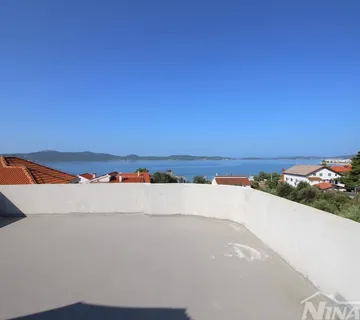 Kuća sa velikim dvorištem Sukošanu - Sukošan, Sukošan