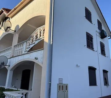 Apartman s dvije spavaće sobe, gradska voda i kanalizacija - Vir, Vir