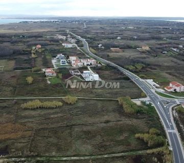 GRAĐEVINSKO ZEMLJIŠTE PRIVLAKA - 840 M2  - cover