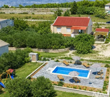 Dalmacija Investiciska Nekretnina 100 m OD Mora MOGUĆ KAMP / TURIZAM - Rtina, Ražanac