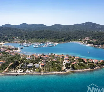 Luksuzna villa u 1. redu do mora – Sutomišćica, otok Ugljan - Sutomišćica, Preko