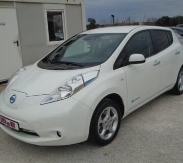 Nissan Leaf 30KWH - cover