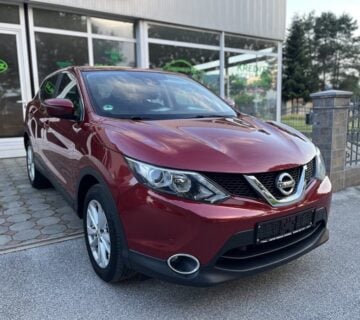 Nissan Qashqai 1,5 dCi*Navi*Kamera* - cover