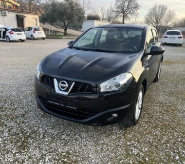 Nissan Qashqai 1,5 dCi - cover