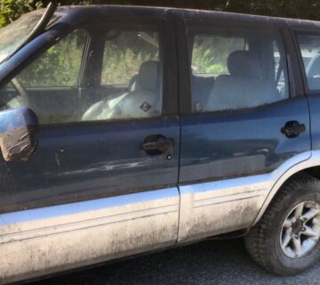 NISSAN TERANO - cover