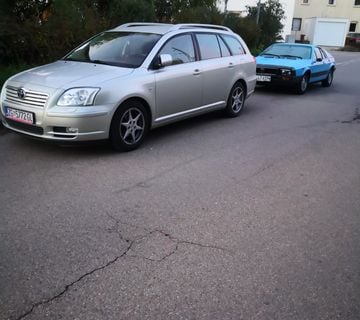 Toyota avensis 1,8, 1850e - cover