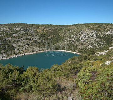 Rakalj - prodaja mješovitog zemljišta - cover