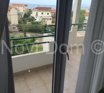 AKCIJA! ! ! Tučepi - obiteljska kuća sa pogledom na more - cover