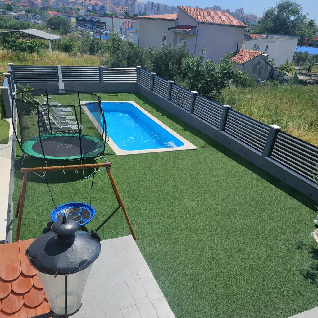 Prodaje se kuća sa bazenom u Splitu - cover