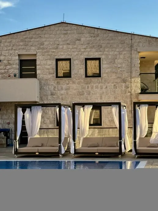 Luksuzni baldahini i ležaljke - NAJPOVOLJNIJE CIJENE na tržištu - cover