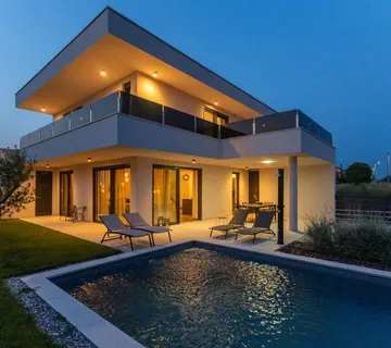 Villa Ava Rosa - cover