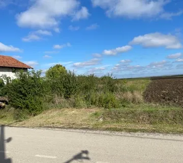 64. Borovo Vuka Karadžića 52 građevinsko zemljište 750 m2 - cover