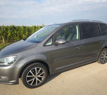 VW Touran  - cover