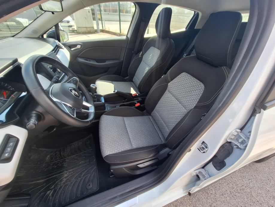 Renault Clio 1.5 dCi LIMITED 100 - cover