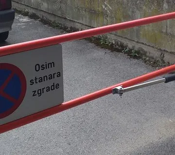 Zakretna automatska rampa za zaštitu od neovlaštenog ulaza komplet KIT - cover