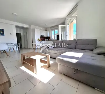 Rijeka, Hosti stan sa okućnicom i 2 parkirna mjesta u vlasništvu - cover