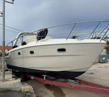 Bavaria 31 Sport - cover